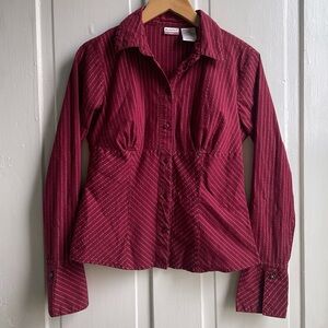 Y2K 2000s Fitted Long Sleeve No Boundaries Maroon Dust Button Down Top
